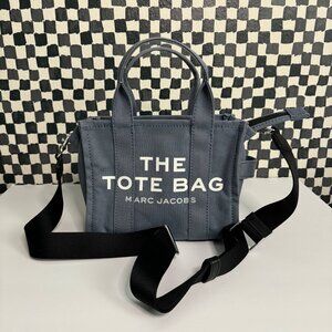 Marc Jacobs  - The Canvas tote (SMALL)